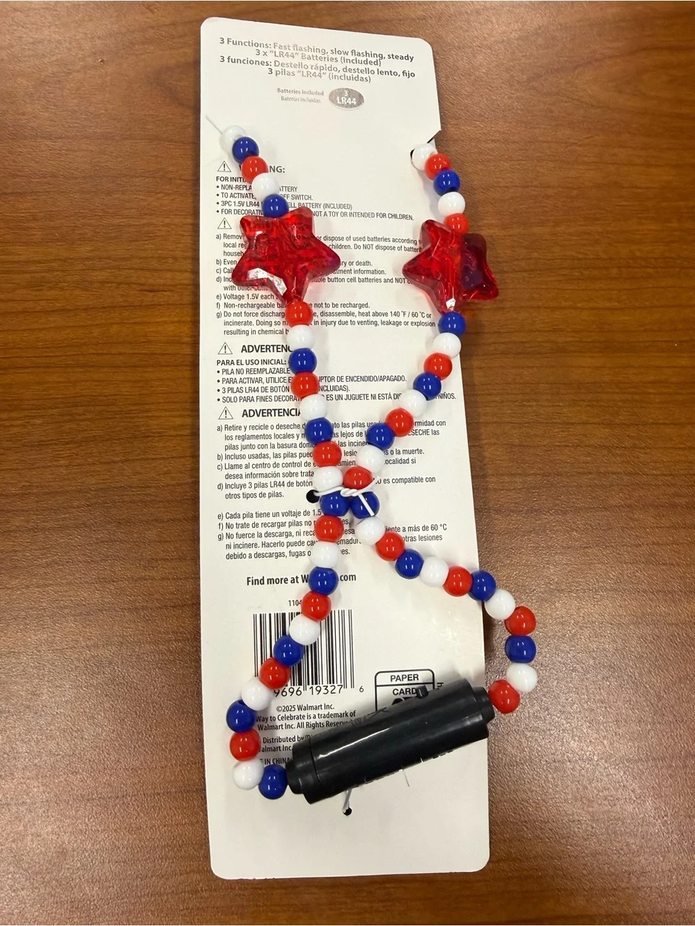 NWT Way to Celebrate! LED red white and blue patriotic Star Necklace USA America